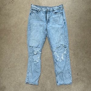 🩵American Eagle Mom Straight Jeans
